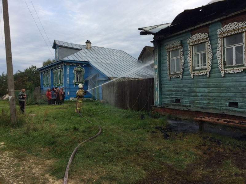 65-летний мужчина погиб во время мощного пожара в Судогодском районе