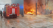 В городе Александров Владимирской области загорелось крупное производственное строение