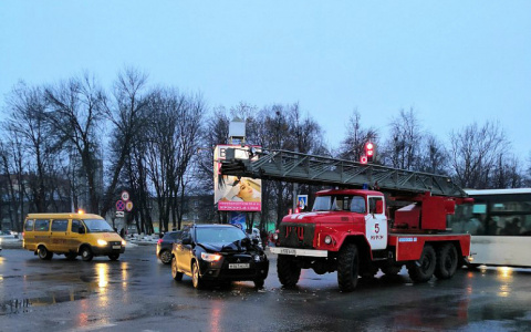 В Муроме в аварию попала пожарная машина