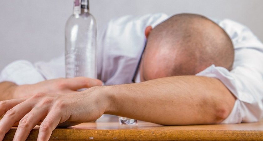 Во Владимирской области более 100 человек отравились этиловым спиртом