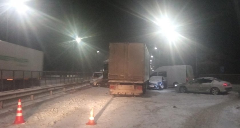 Массовая авария в Петушинском районе спровоцировала серьезную пробку