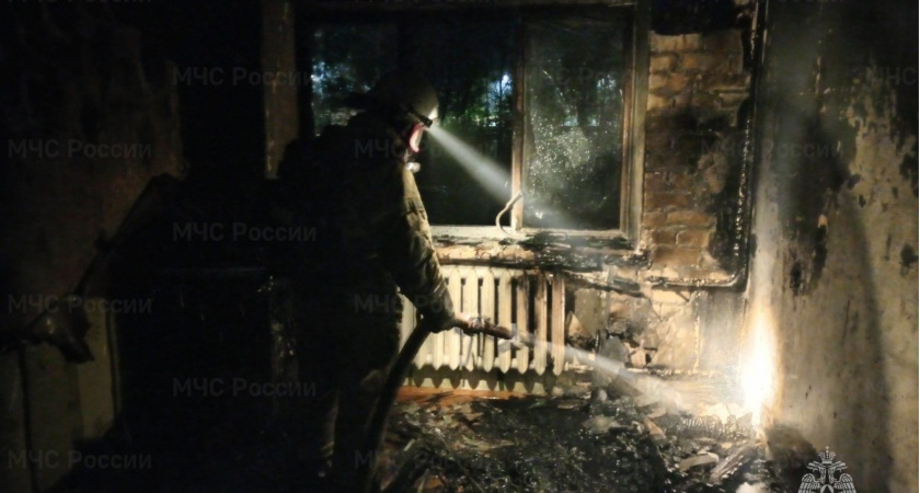 Из-за ночного пожара в Гусь-Хрустальном эвакуировали трёх детей
