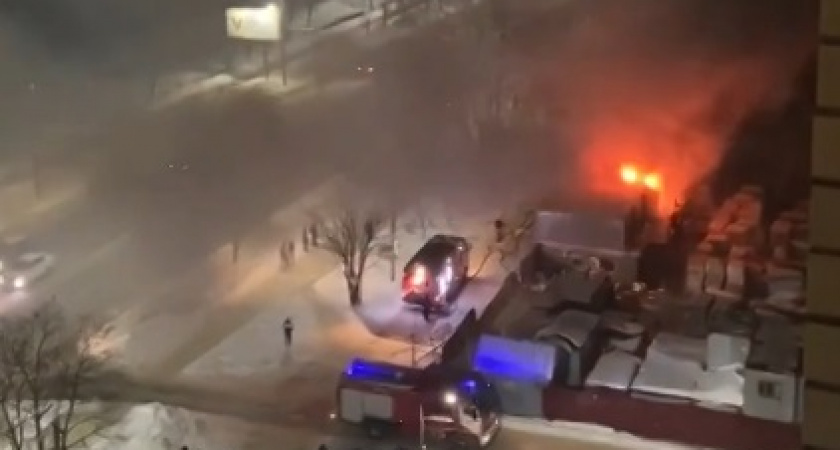 На территории стройки ЖК "Факел" во Владимире вспыхнул пожар