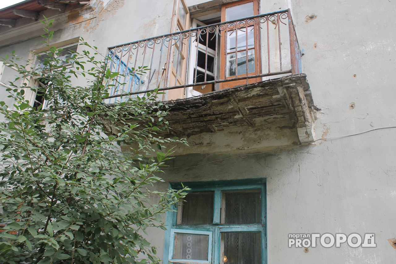 Во Владимире в одном из домов после капремонта треснула стена