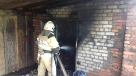 На пожаре на лесопилке в Гусь-Хрустальном обнаружили мужчину "подшофе"