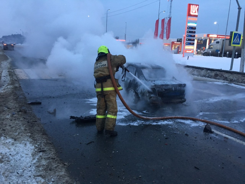 ДТП в Вязниковском районе: автомобиль воспламенился после удара