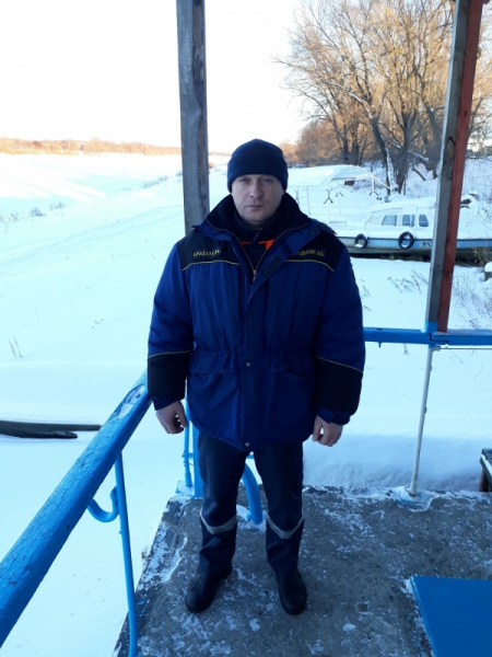 Гороховецкий спасатель вытащил лыжника, который провалился под лед