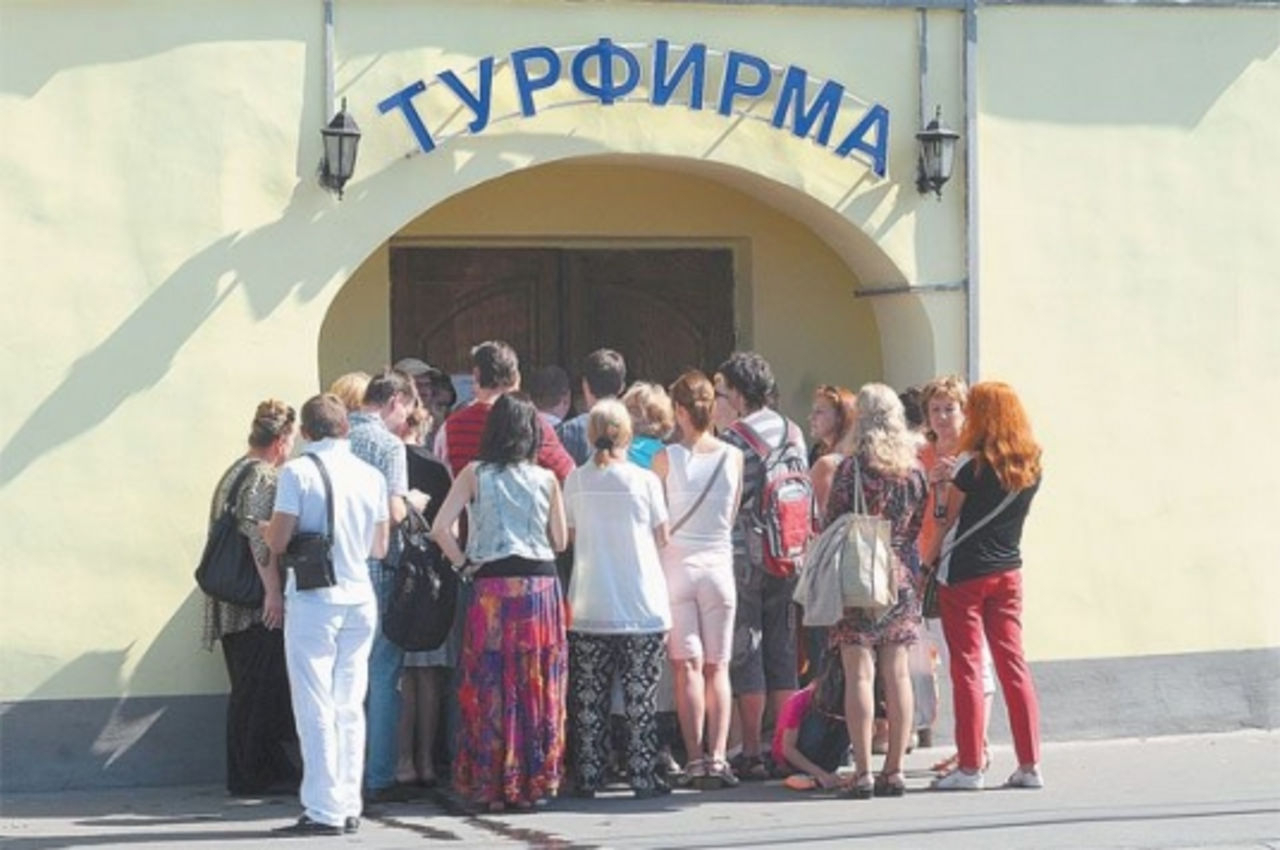 Владелица вязниковской турфирмы присвоила себе 173 тысячи рублей