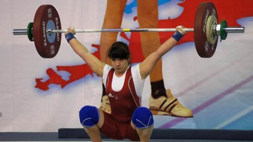 Владимирская тяжелоатлетка завоевала три "золота" первенства России