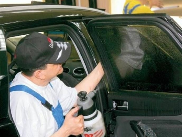 В Госдуме предложили отменить штрафы за тонировку стекол авто