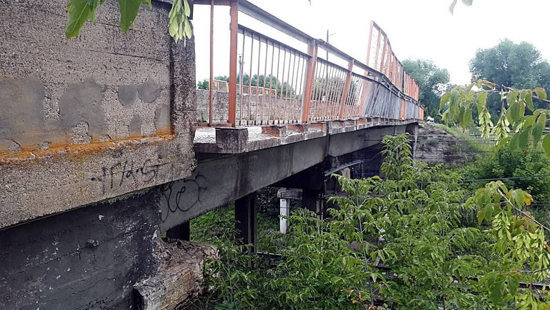 Мост в Камешково рассыпается