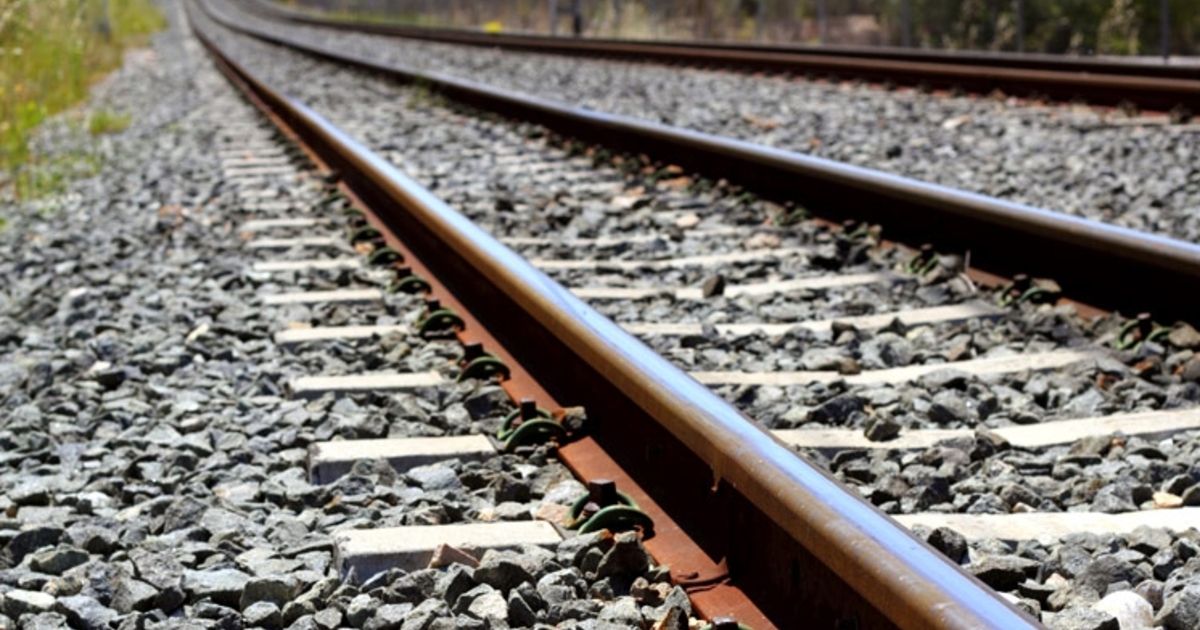 В Струнино грузовой поезд сбил 29-летнего парня
