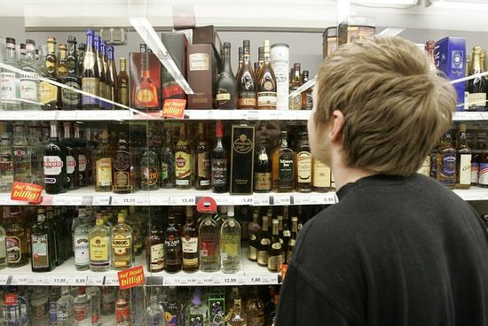 Во Владимире несовершеннолетним продают алкоголь
