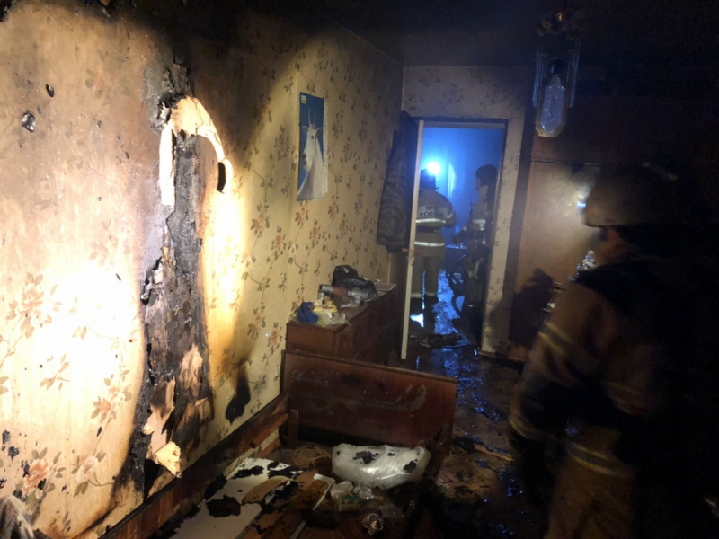 В Гусь-Хрустальном соседи спасли мужчину, который устроил пожар в доме
