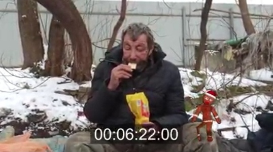 Ковровский блогер издевался над бездомным мужчиной