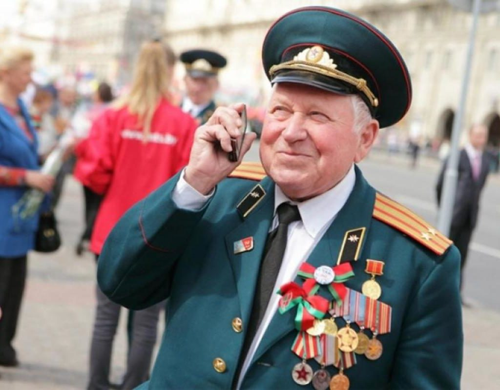 Ветераны ВОВ получат телефоны с пожизненной бесплатной мобильной связью