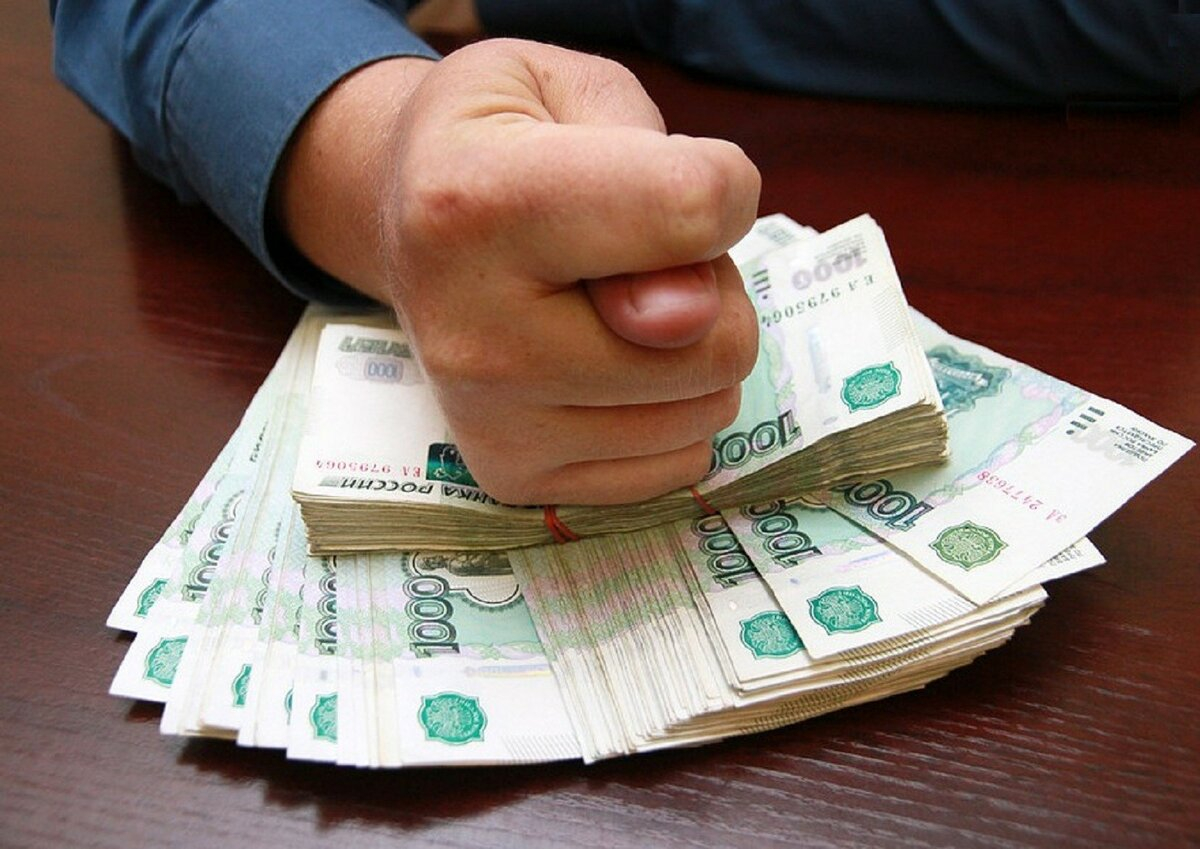 В Муроме директора автопредприятия оштрафовали за долги по зарплате