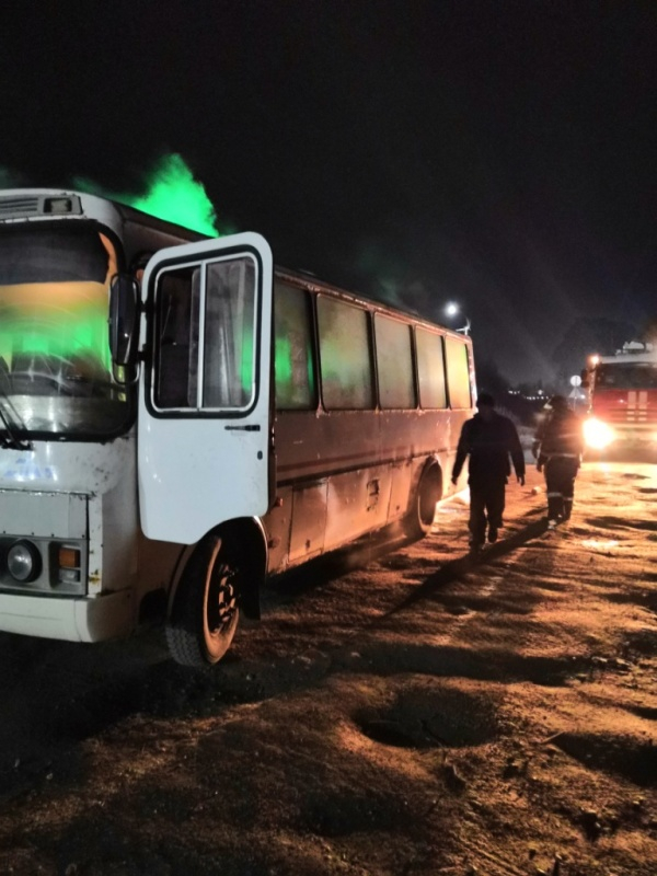 Рано утром в Коврове загорелся пассажирский автобус