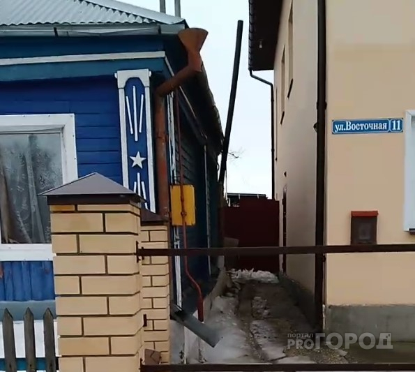 Война соседей под Владимиром: "Он зимой не чистил снег, теперь топит мой участок"