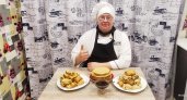 Печем тонкие блины на Масленицу: рецепт от юного владимирского блогера-кулинара