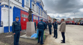 В Вязниках открыли памятник пожарному по архивному образу