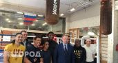 "Храмы, еда, отзывчивость": американские боксёры рассказали, что им нравится в России