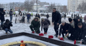 Праздновать - значит помнить: День защитника Отечества во Владимире начали с Вечного огня