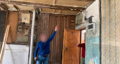 В Муроме плотник рухнул с чердака дома прямо в квартиру 
