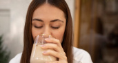 Сварите лук в молоке и выпейте: на утро будете в шоке от результата