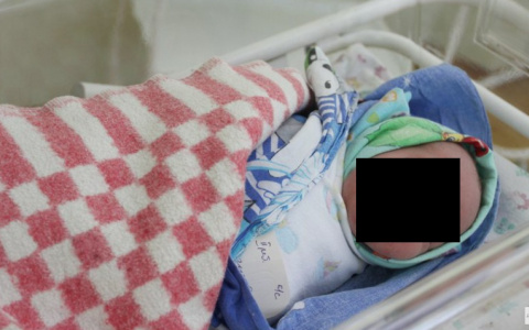 Во Владимирской области мать пыталась задушить подушкой новорожденную дочь