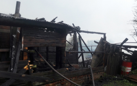 На пожаре в Суздальском районе пострадал 13-летний мальчик