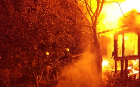 Страшный пожар в Меленковском районе унес жизни целой семьи