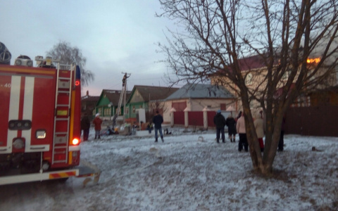 В сгоревшем доме в Меленковском районе найдены останки двоих людей