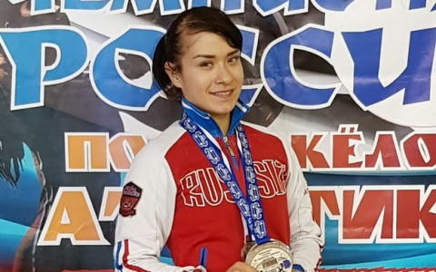 Владимирская тяжелоатлетка взяла "серебро" на чемпионате России