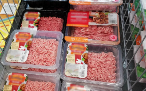 Опасный фарш: Роскачество назвало мясные бренды с бактериями