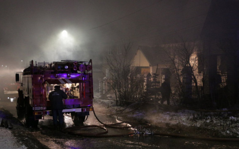 Пожар во Владимире лишил жилья трёх человек
