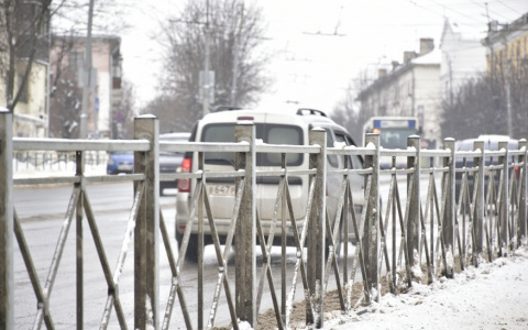 Во Владимире рядом с "зебрами" появятся новые ограждения