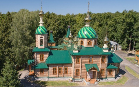 Владимирцы украли 6 икон из монастыря, а потом 3 из них выбросили в канаву