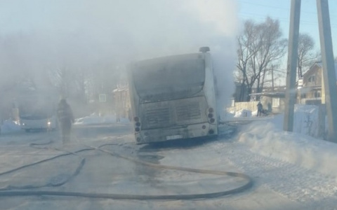 Во Владимире загорелся автобус АДМ 22 маршрута
