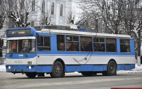 Назван срок восстановления троллейбусной контактной сети на Юго-Западе