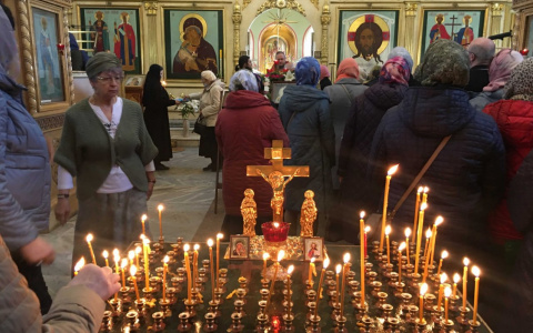 Православные владимирцы сегодня отмечают Радоницу