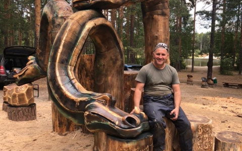 В Гусь-Хрустальном появился деревянный Змей Горыныч
